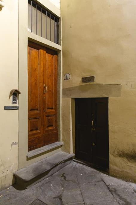 Cozy And Charmin 3Br Apartment Steps By Duomo フィレンツェ エクステリア 写真