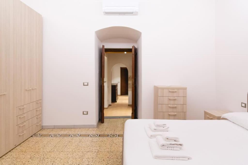 Cozy And Charmin 3Br Apartment Steps By Duomo フィレンツェ エクステリア 写真