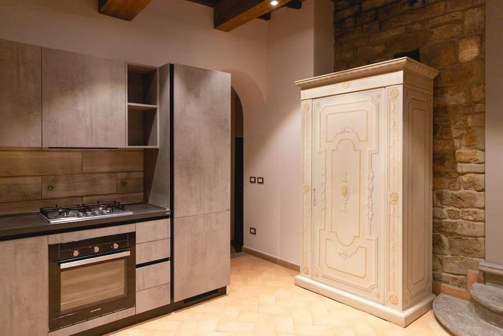 Cozy And Charmin 3Br Apartment Steps By Duomo フィレンツェ エクステリア 写真