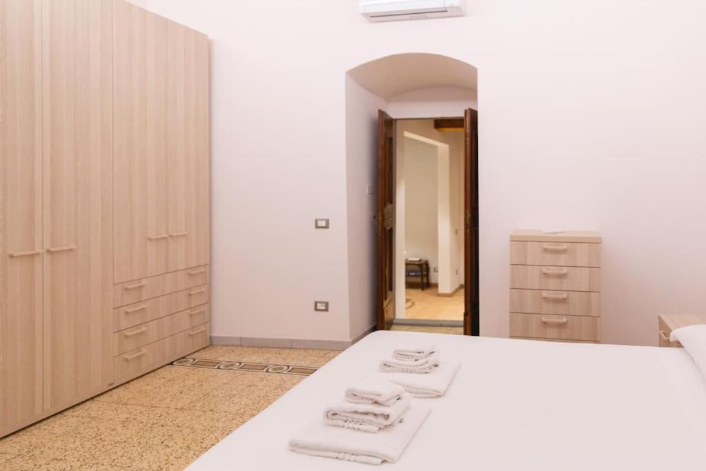 Cozy And Charmin 3Br Apartment Steps By Duomo フィレンツェ エクステリア 写真